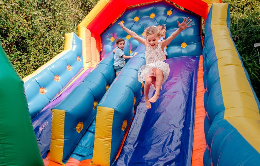 Ação com Brinquedos